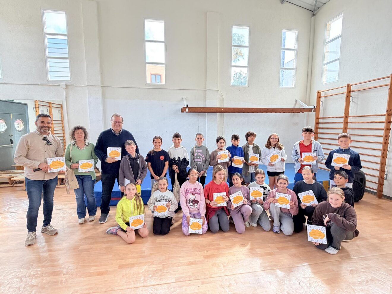 Entrega de premios del X Concurso 'La Mascota Contacontes' en Benitatxell