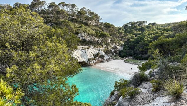 gana un viaje a cualquier destino de las islas baleares en la xi marcha solidaria del cee raquel paya