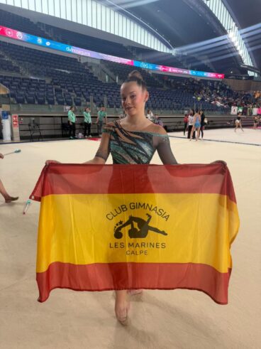 Gimnasta del CG Les Marines de Calp en el Campeonato de España