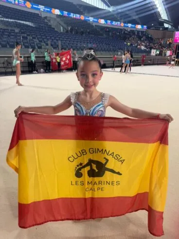 Gimnasta del Club Les Marines de Calp en el Campeonato de España en Oviedo