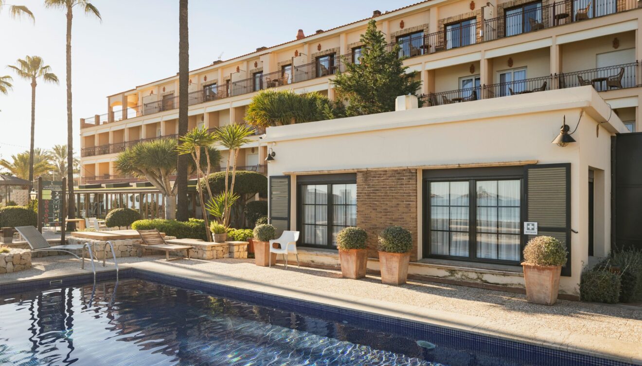 Hotel frente a la playa de Las Marinas en Dénia