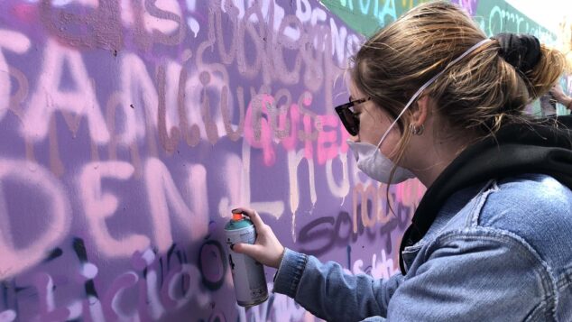 Maria Monfort Font, artista de Benitatxell: «Retratar El Poble Nou de Benitatxell es también retratar una parte de mí» 2 maria monfort font