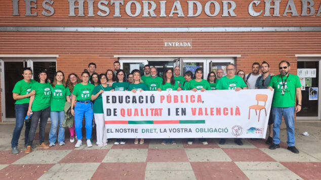 Imagen: Movilización educativa en el IES Historiador Chabás de Dénia el 23 de abril de 2026
