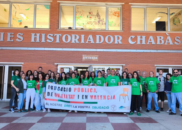 Imagen: Movilización educativa en el IES Historiador Chabàs, Dénia, el 16 de abril de 2026