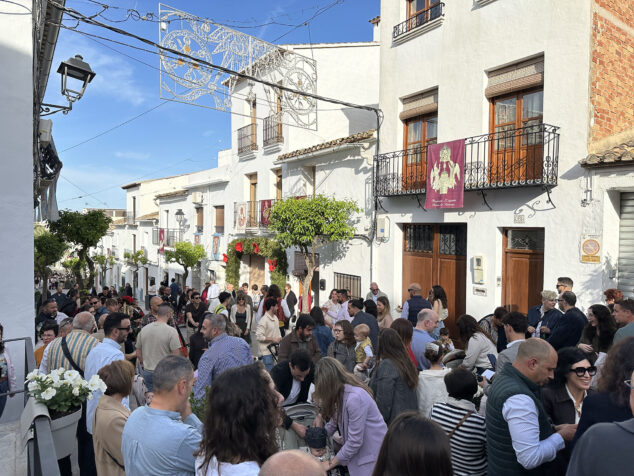 ofrenda a la purissima xiqueta de benissa en fiestas 2026 30