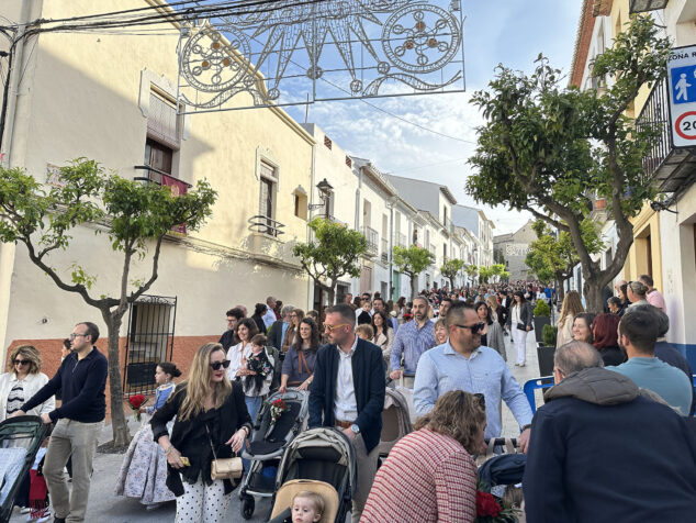 ofrenda a la purissima xiqueta de benissa en fiestas 2026 40