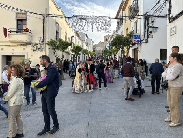 ofrenda a la purissima xiqueta de benissa en fiestas 2026 55