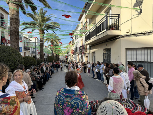 ofrenda a la purissima xiqueta de benissa en fiestas 2026 60