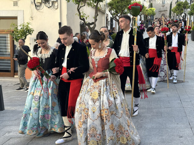 ofrenda a la purissima xiqueta de benissa en fiestas 2026 73