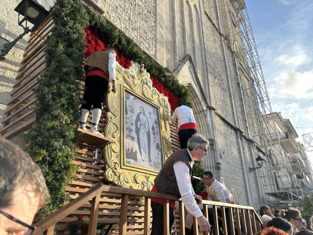 ofrenda a la purissima xiqueta de benissa en fiestas 2026 90