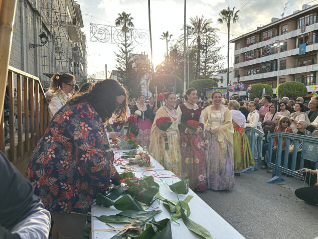 ofrenda a la purissima xiqueta de benissa en fiestas 2026 93