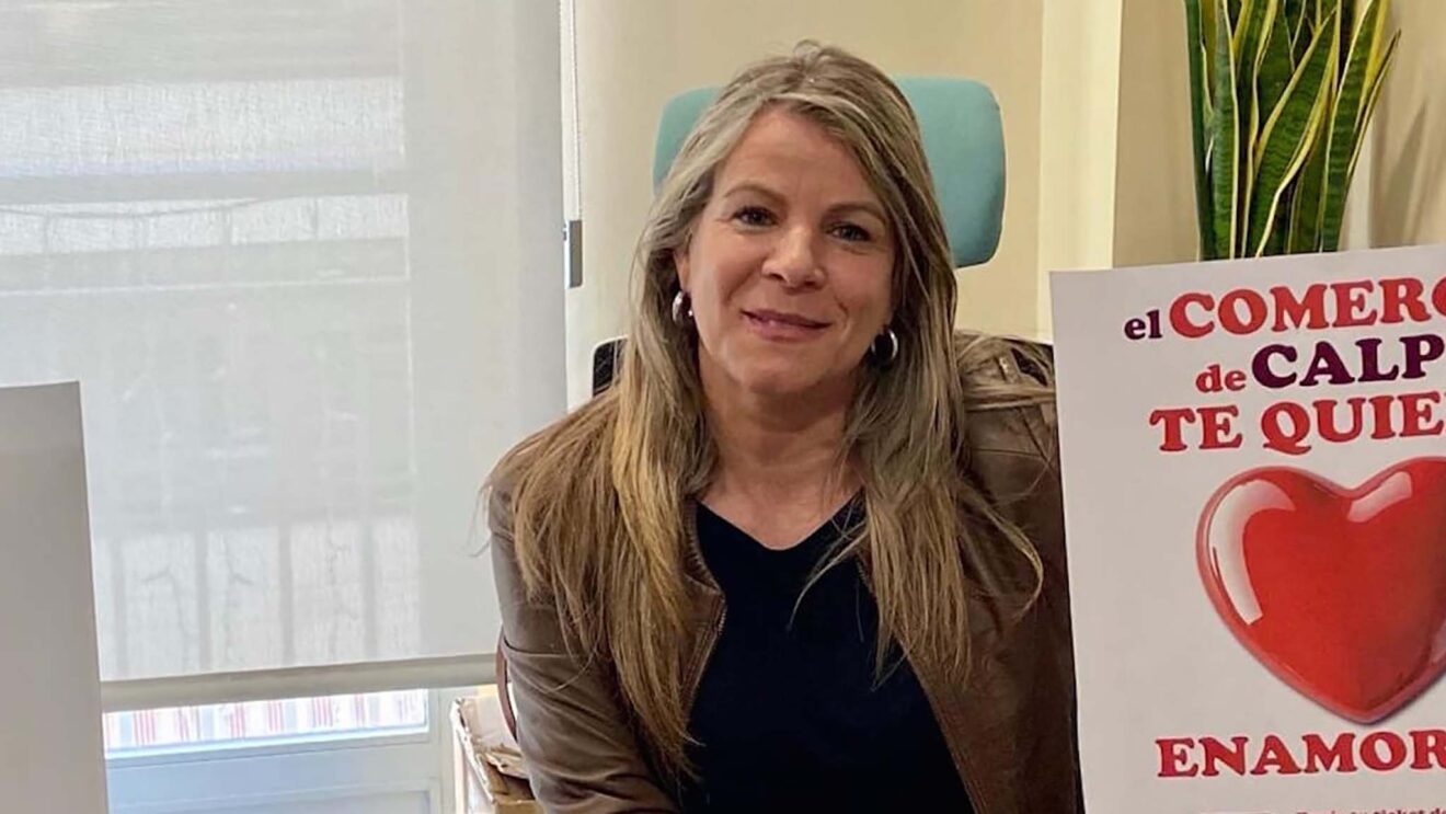 Paqui Solivelles durante una presentación como concejala de Calp