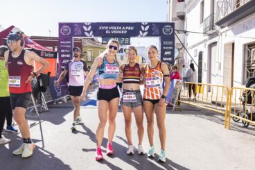 Podio femenino de la XVIII Volta a Peu El Verger
