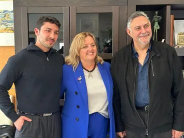 Rafael Fernández junto a la alcaldesa de Calp, Ana Sala
