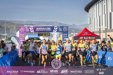 Salida de la III Volta a Peu Portal de La Marina