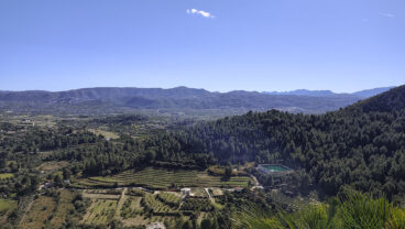 Vistas desde la ruta a la Cova Bolumini de Segària desde Beniarbeig