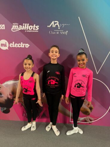 Gimnastas del Club Les Marines de Calp en el Campeonato de España
