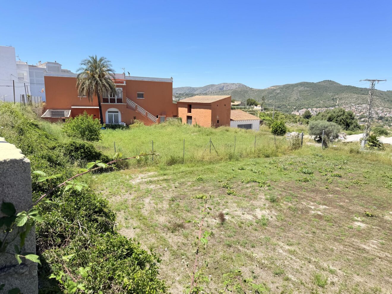 Parcelas adquiridas para el futuro centro cultural de Benitatxell