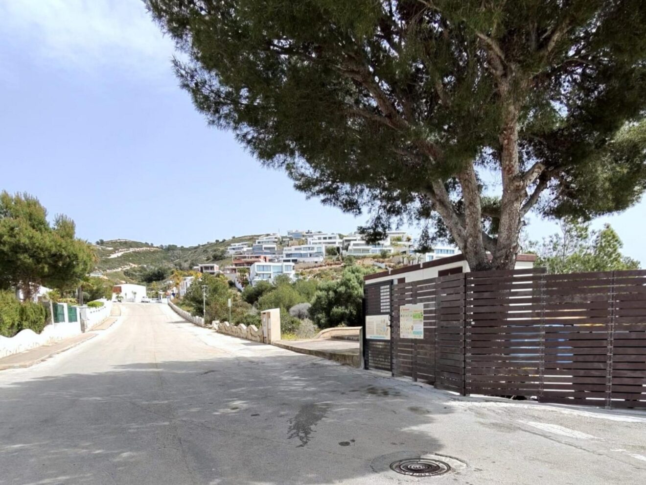 Nuevo punto de recogida de residuos en Cumbre del Sol, Benitatxell