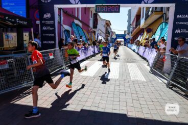 Carreras infantiles en la Cursa Popular de Jesús Pobre
