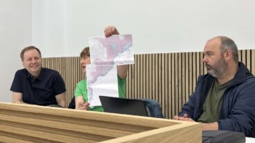 Compromís, Reiniciem Benissa y CIBE muestran los planos de servidumbres de protección paisajística en Patmore