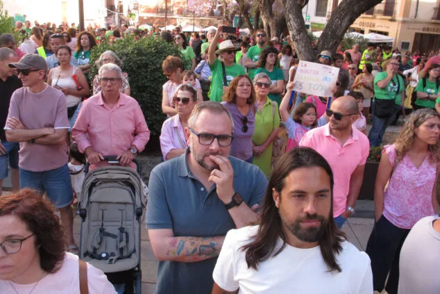 comunidad educativa de la marina alta en apoyo a docentes 05