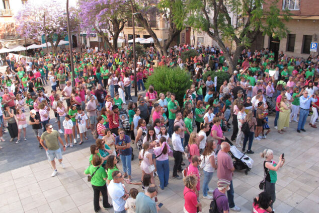 La comunidad educativa de la Marina Alta toma Dénia por la educación pública y en apoyo a la huelga docente 14 comunidad educativa de la marina alta en apoyo a docentes 07