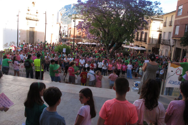 La comunidad educativa de la Marina Alta toma Dénia por la educación pública y en apoyo a la huelga docente 17 comunidad educativa de la marina alta en apoyo a docentes 10