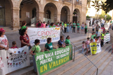 Comunidad educativa de la Marina Alta en apoyo a docentes 13