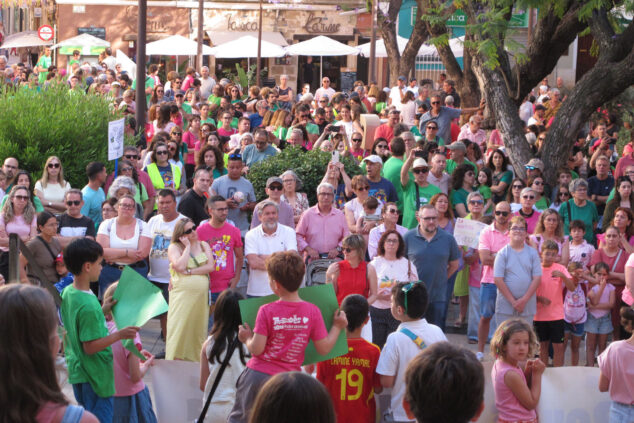 La comunidad educativa de la Marina Alta toma Dénia por la educación pública y en apoyo a la huelga docente 24 comunidad educativa de la marina alta en apoyo a docentes 17