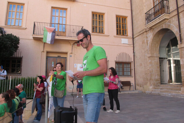 La comunidad educativa de la Marina Alta toma Dénia por la educación pública y en apoyo a la huelga docente 34 comunidad educativa de la marina alta en apoyo a docentes 28