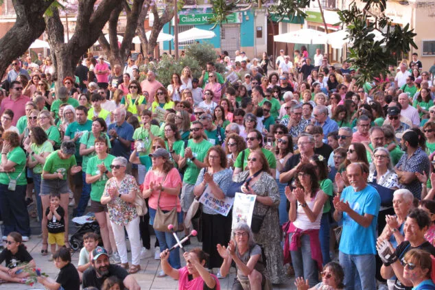 comunidad educativa de la marina alta en apoyo a docentes 32