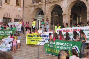Comunidad educativa de la Marina Alta en apoyo a docentes 39