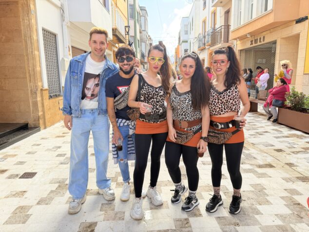 desfile disfraces festes de la rosa benitatxell 12