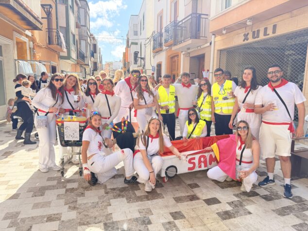 desfile disfraces festes de la rosa benitatxell 17