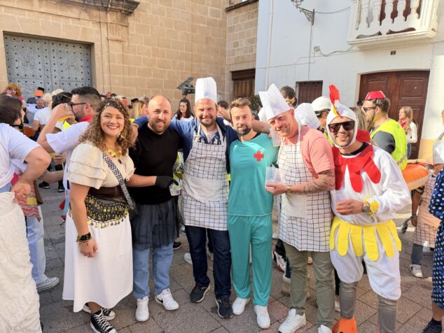 desfile disfraces festes de la rosa benitatxell 31