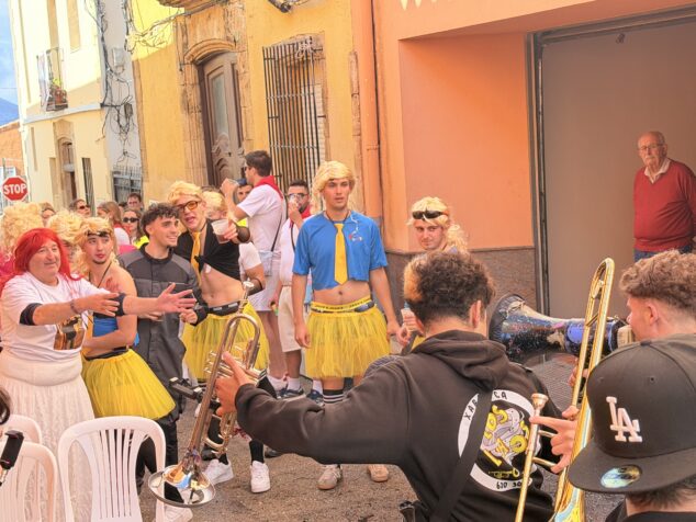 desfile disfraces festes de la rosa benitatxell 4