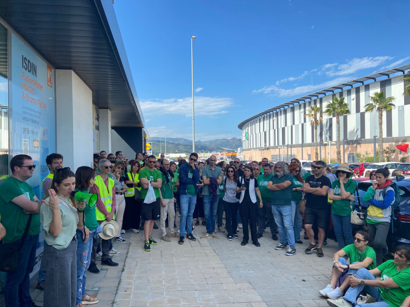 Docentes se reúnen en la asamblea de la Marina Alta el 12 de mayo