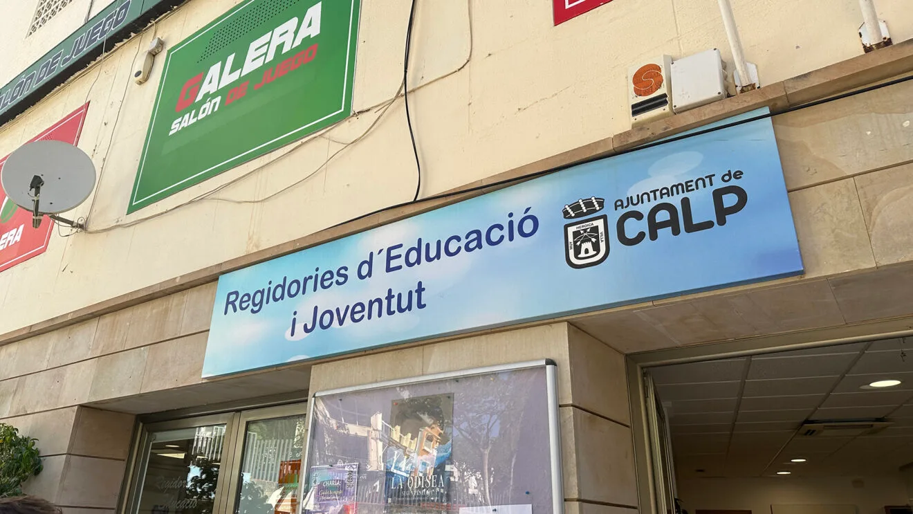 Espacio de las concejalías de Educación y Juventud del Ayuntamiento de Calp