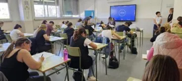 Educación abre el plazo de matrícula para la PAU 2026 con un nuevo portal digital 29 estudiantes durante la prueba de examenes