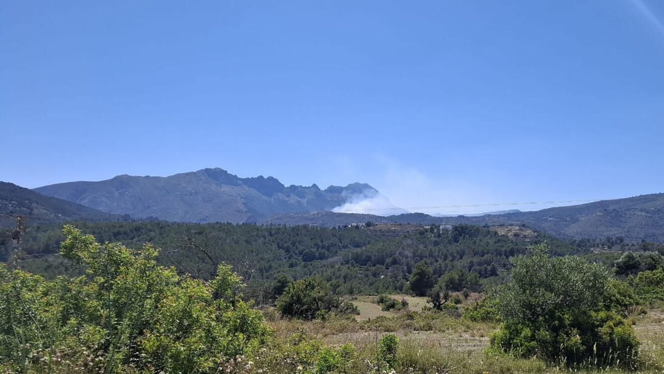 Incendio en la partida Pinos de Benissa