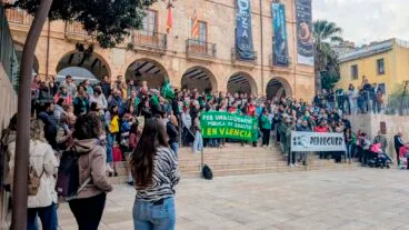 La comunidad educativa de la Marina Alta apooyando las demandas por la huelga educativa general en la Comunitat Valenciana