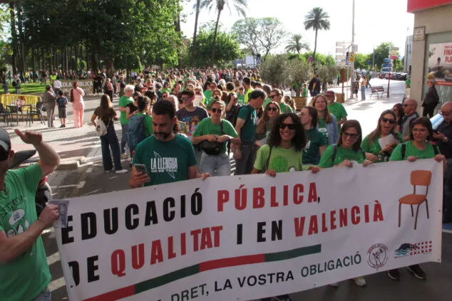manifestacion en denia en apoyo a la educacion publica 03