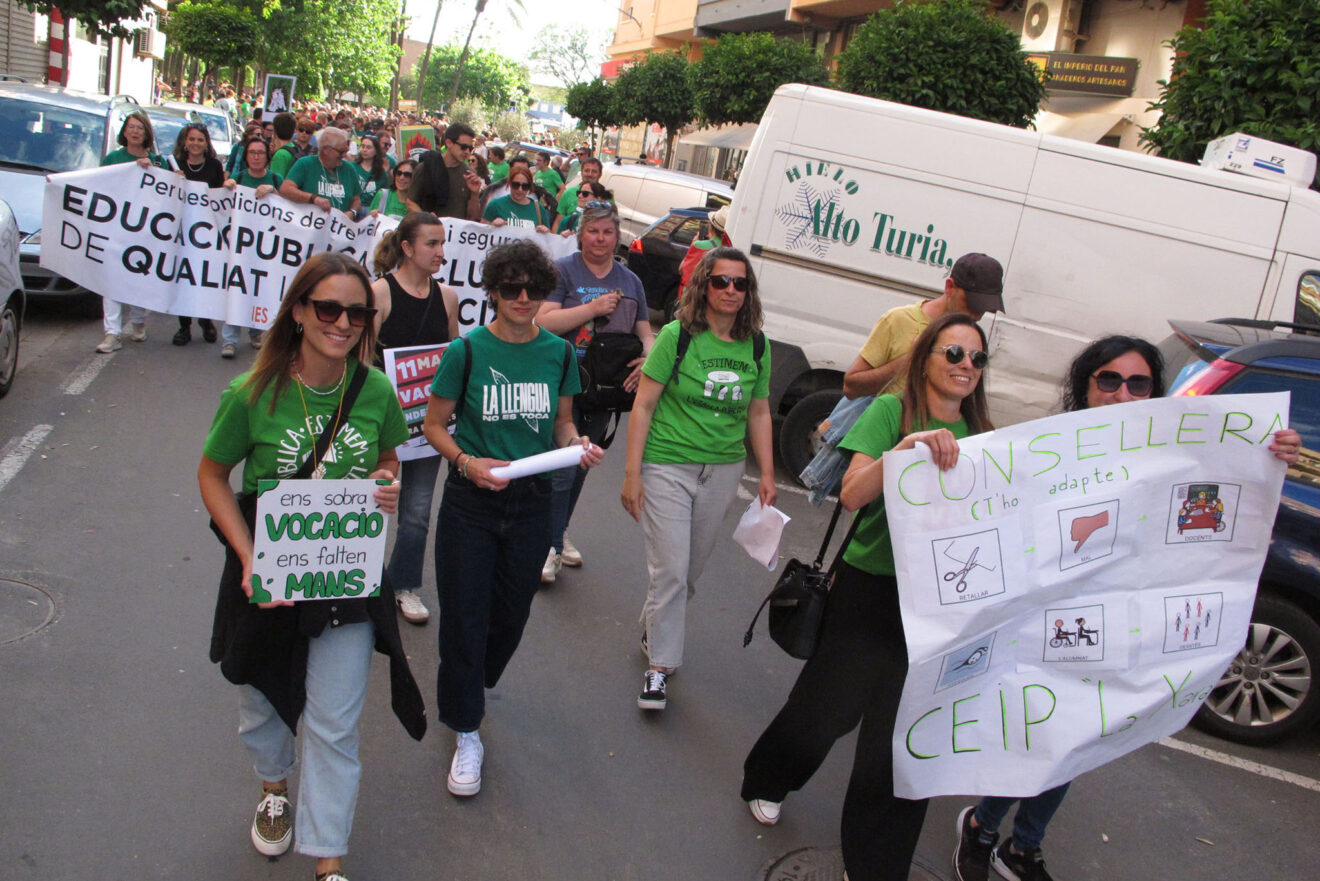 Manifestación en Dénia en apoyo a la educación pública 07