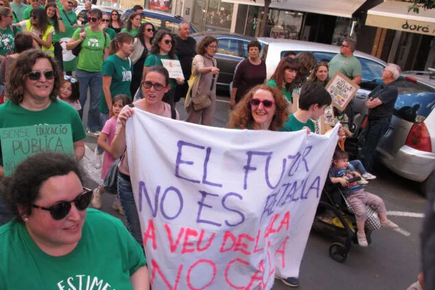 manifestacion en denia en apoyo a la educacion publica 11