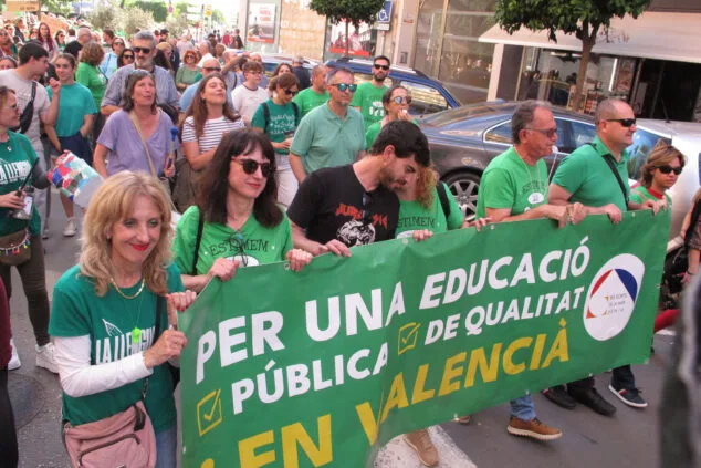 manifestacion en denia en apoyo a la educacion publica 12