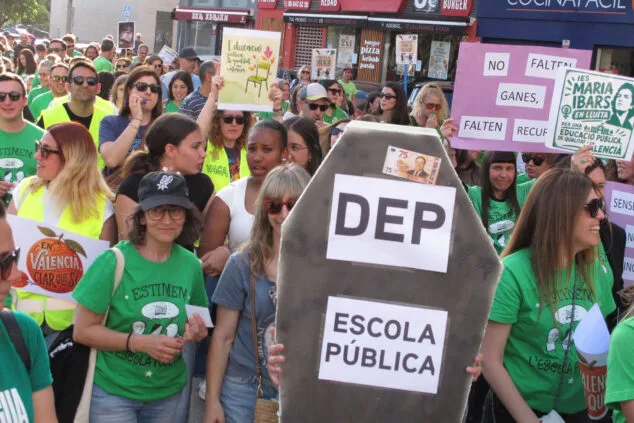 manifestacion en denia en apoyo a la educacion publica 18