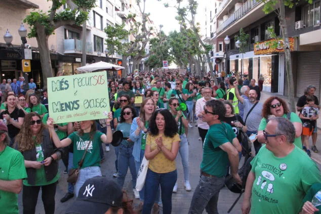manifestacion en denia en apoyo a la educacion publica 22