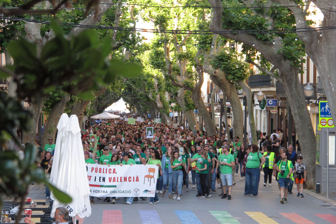 Manifestación en Dénia en apoyo a la educación pública 23