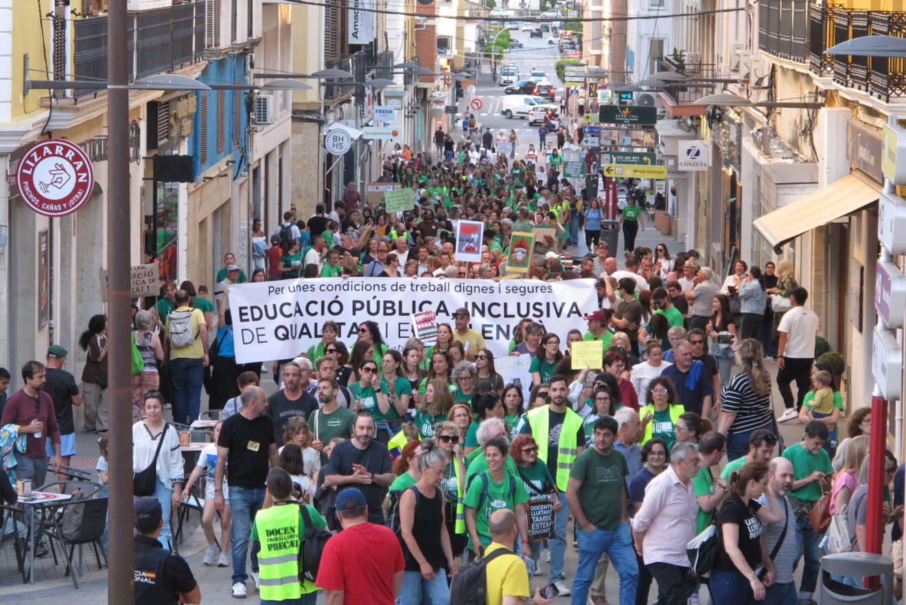 Manifestación en Dénia en apoyo a la educación pública 28